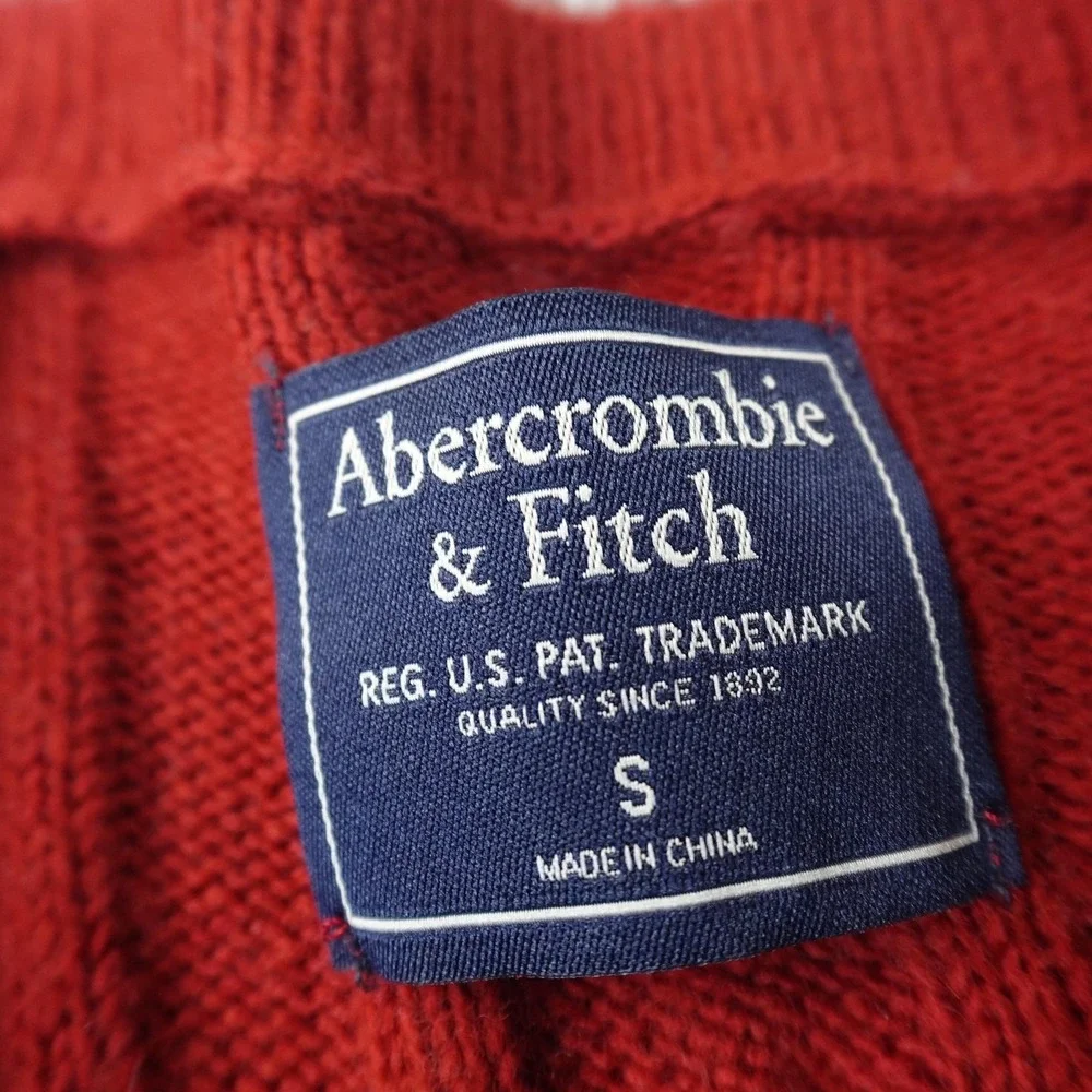 Abercrombie Fitch Sweater Womens S Red Cable Knit V Neck Pullover Moose Logo Y2K - Picture 5 of 10